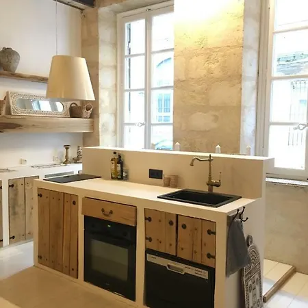 Mirmont Greek Style * Bordeaux