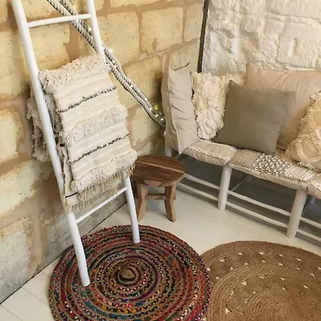 Mirmont Greek Style Апартаменты