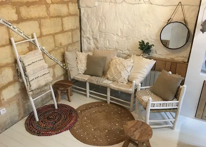 Appartement Mirmont Greek Style *