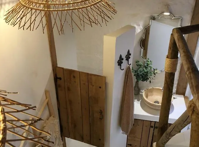 Mirmont Greek Style *